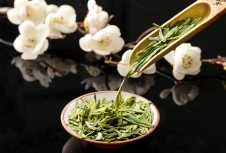 市场竞争激烈，茶叶品牌的策划和推广显得尤为重要